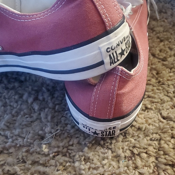 Converse Pink Low-Top Sneakers - Picture 3 of 4